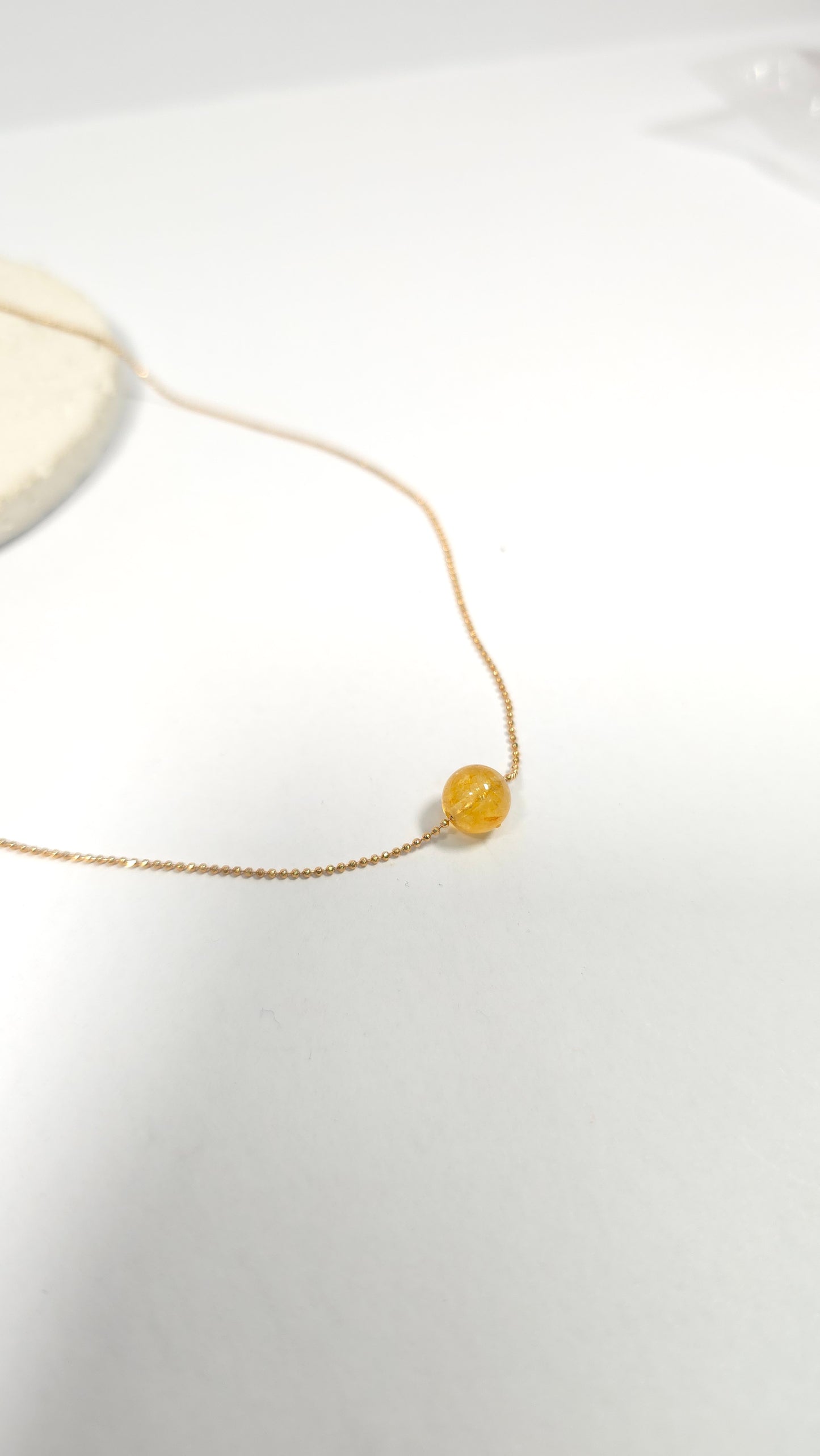 Collar Elegancia Minimalista con Citrino Natural