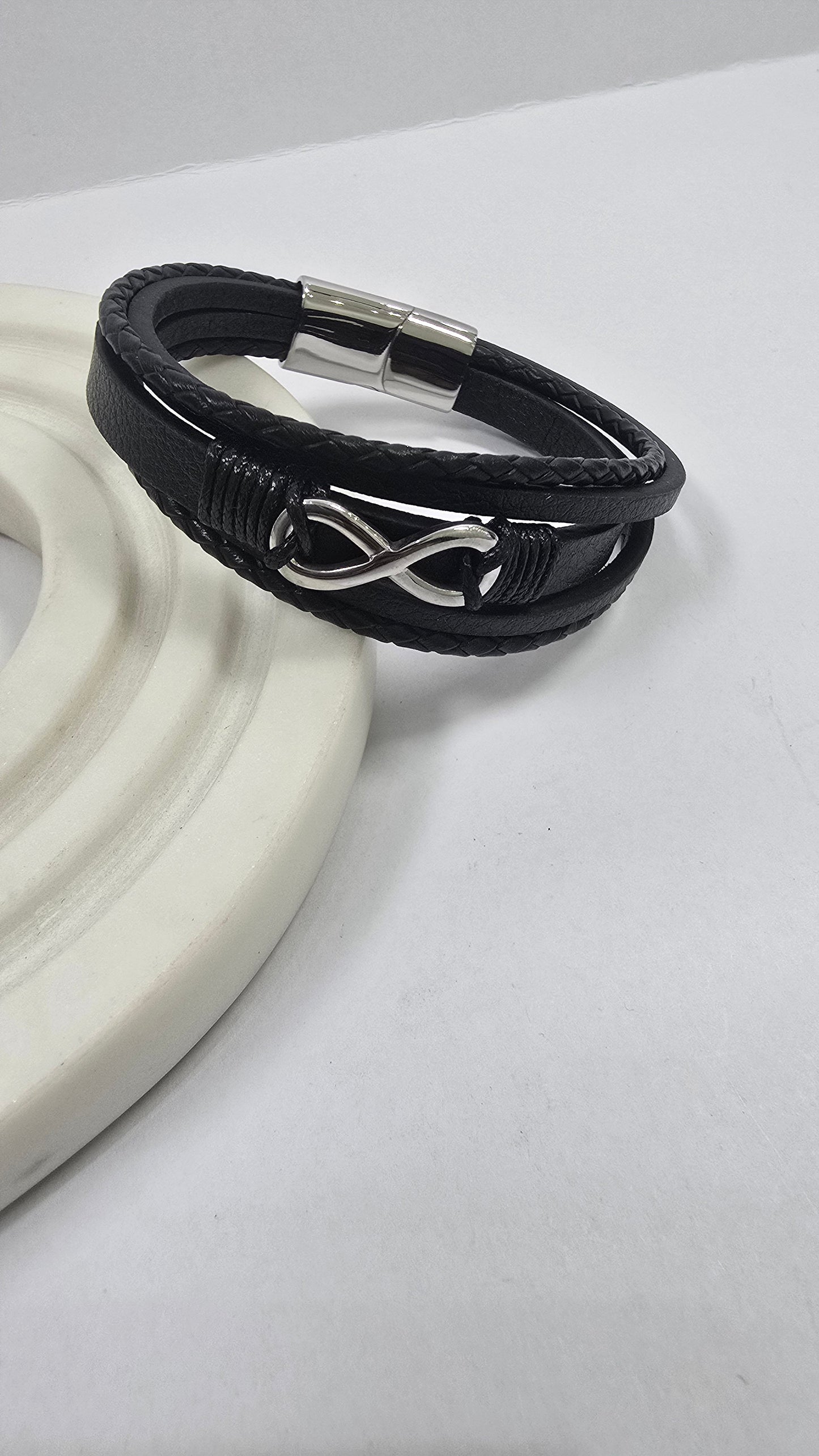 Pulsera de Cuero Trenzado "Infinito" para Hombre