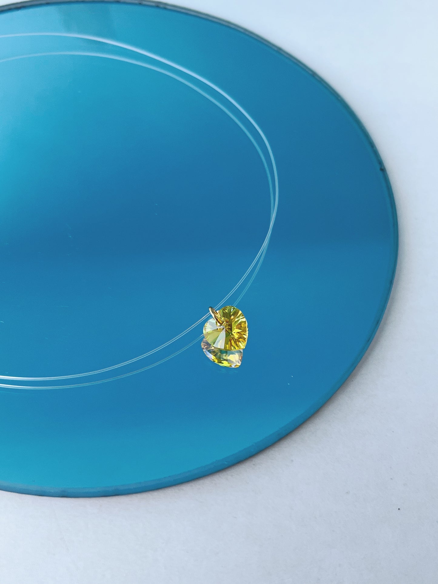 Collar invisible Amarillo