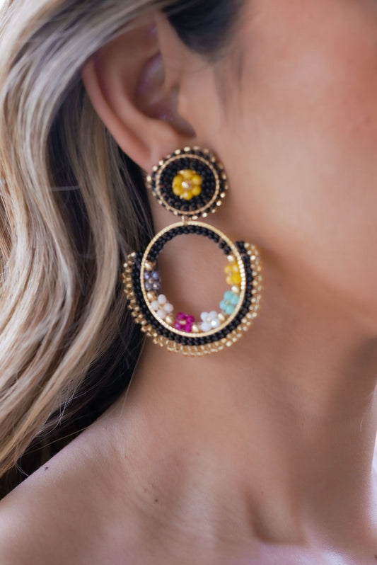 Aretes Tejidos Negros y de Colores en Baño de Oro de 24 Kilates