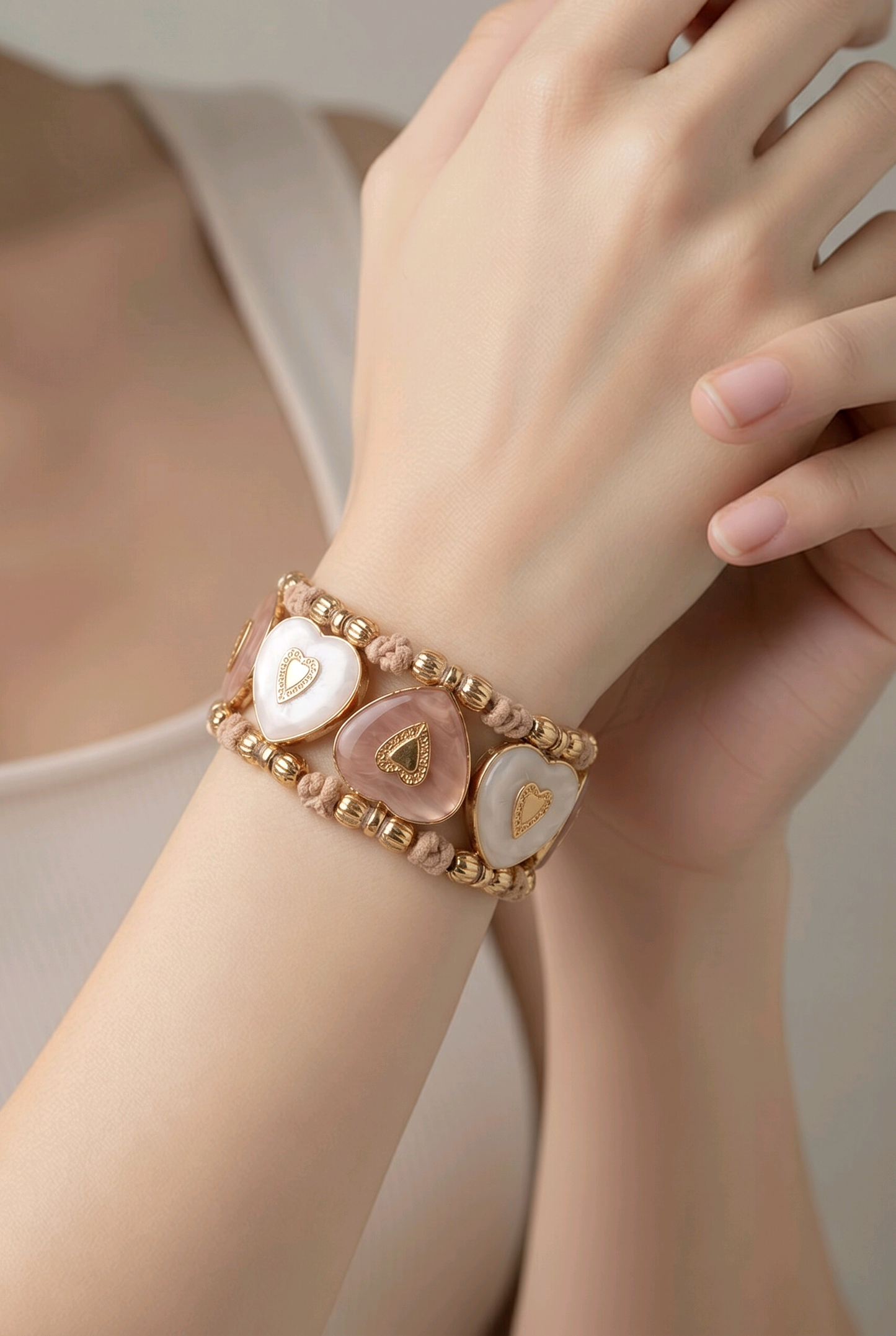 Pulsera Corazón de Aurora.