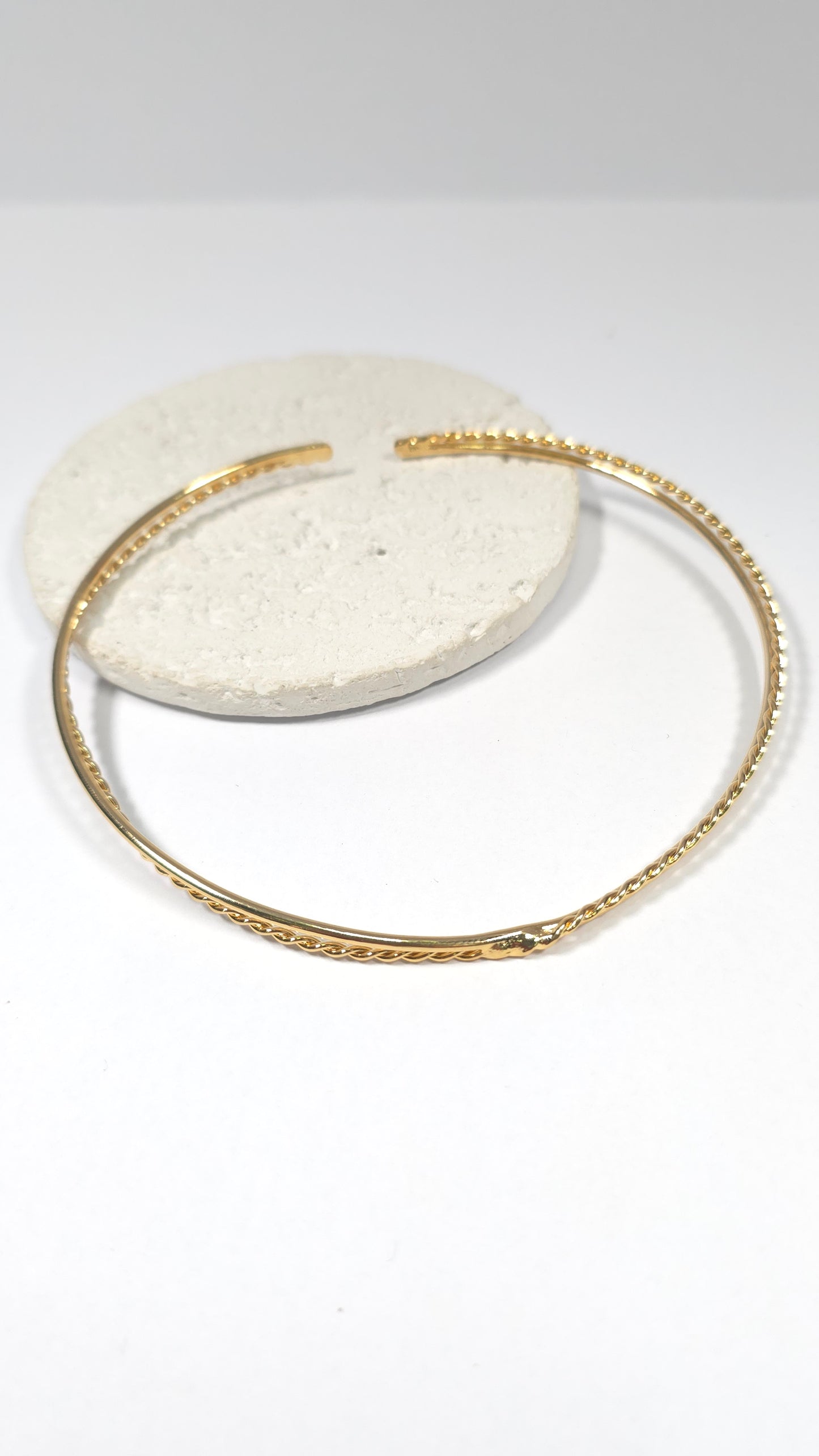 Collar Rígido Rayo de Sol Baño de Oro