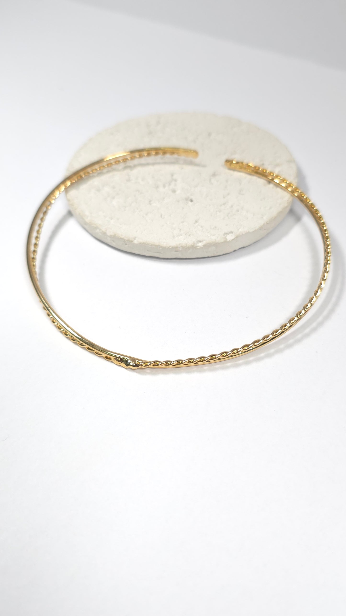 Collar Rígido Rayo de Sol Baño de Oro