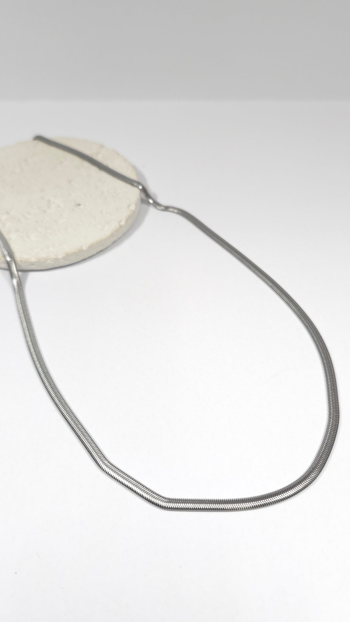 Collar cadena de serpiente