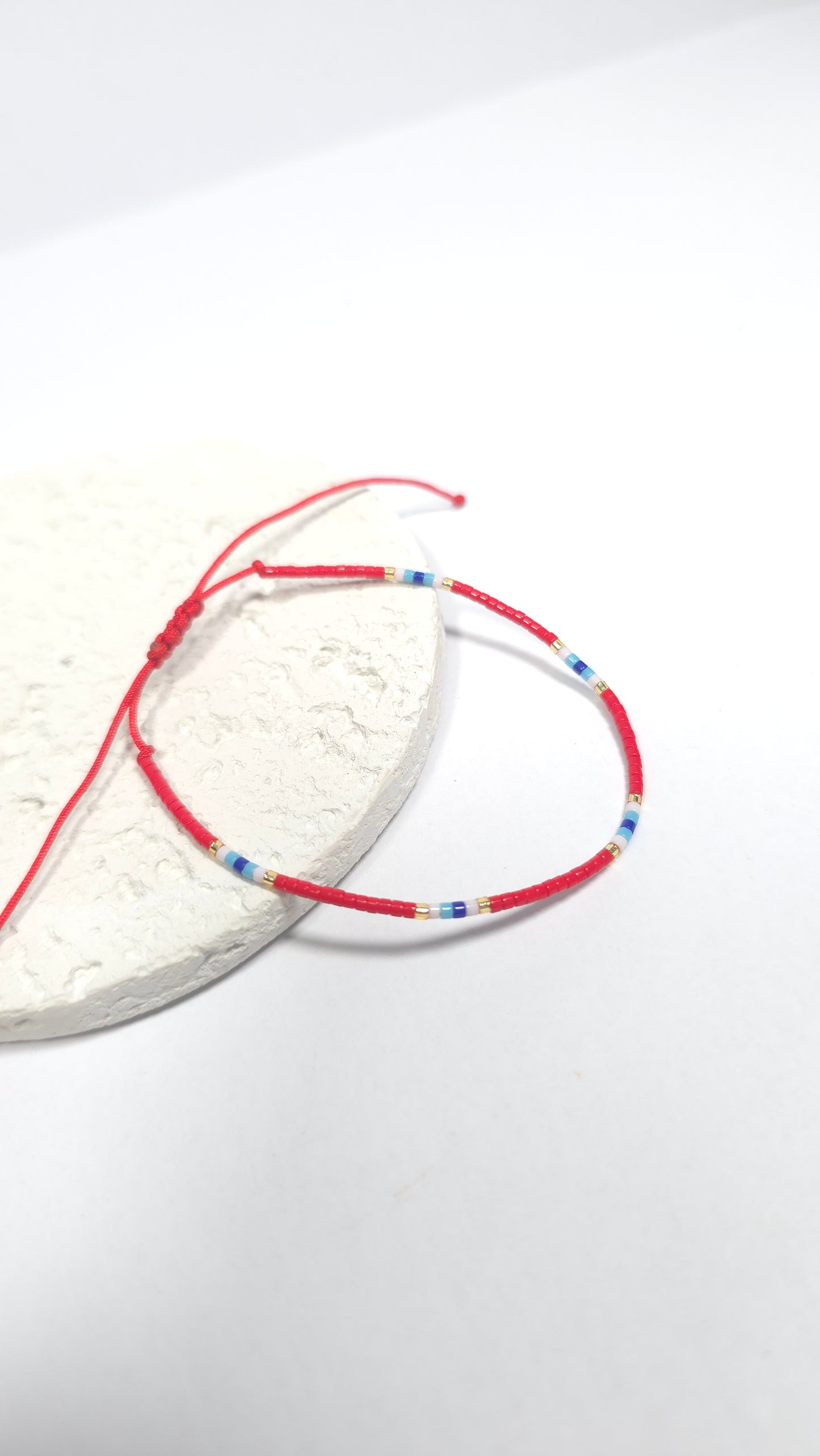 Pulsera "Hilo Rojo Protección"