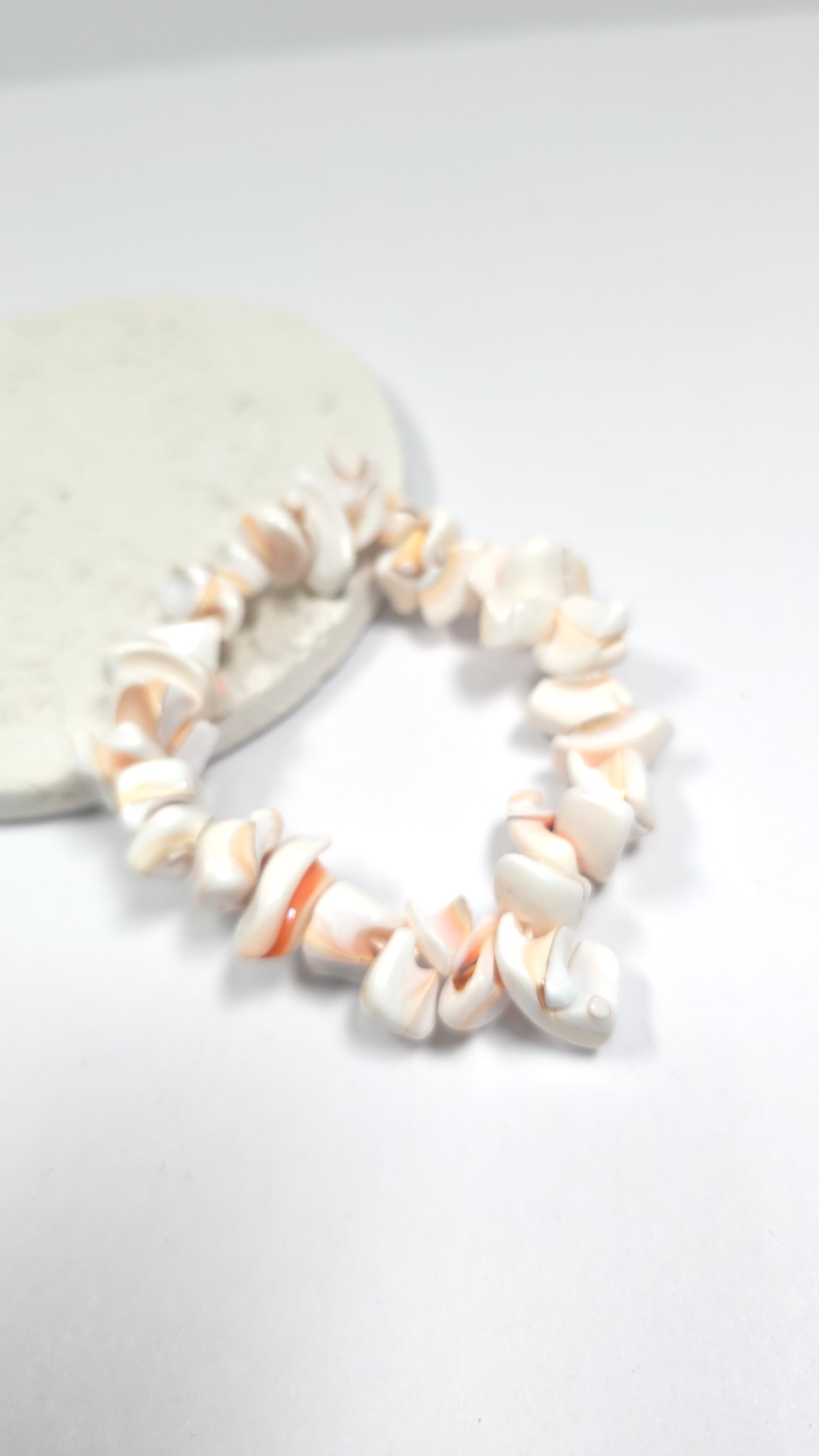 Pulsera de Conchas Naturales "Brisas Marinas"