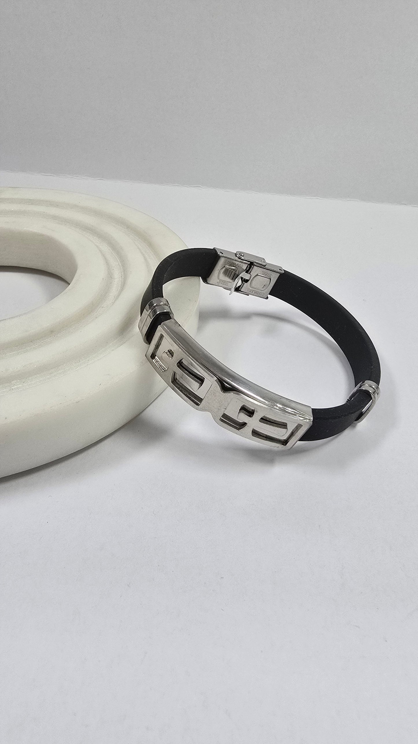 Pulsera para Hombre de Caucho y Acero Inoxidable - Modelo "Fuerza"