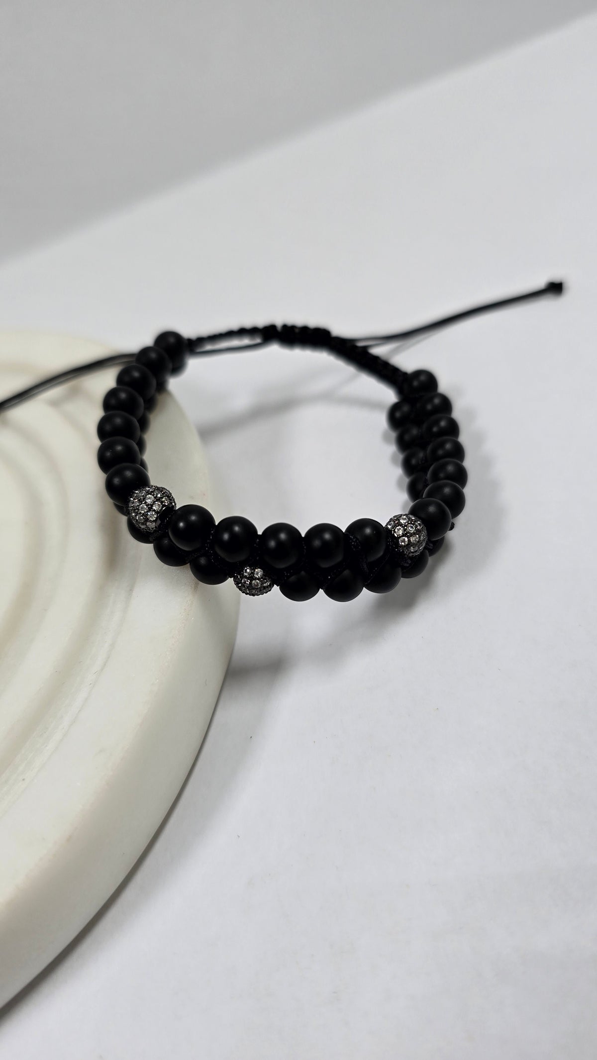 Pulsera Ajustable "Black Zen"