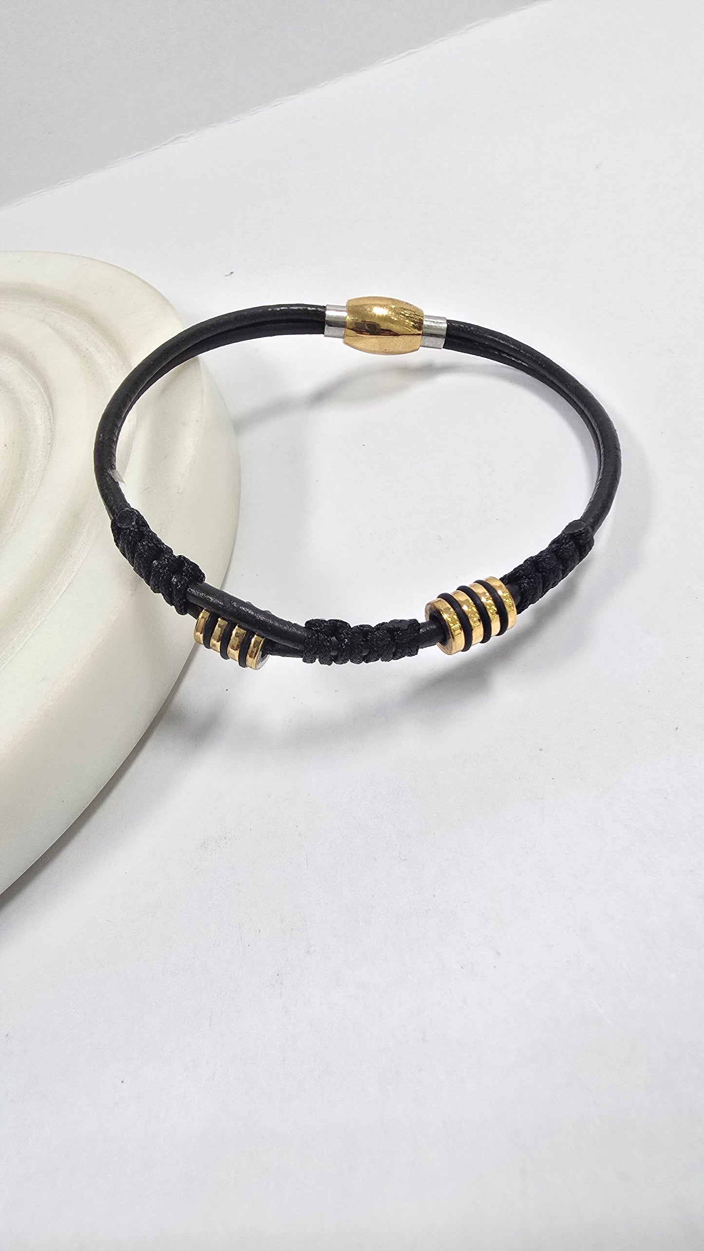 Pulsera Trenzada "Elegancia Nocturna"