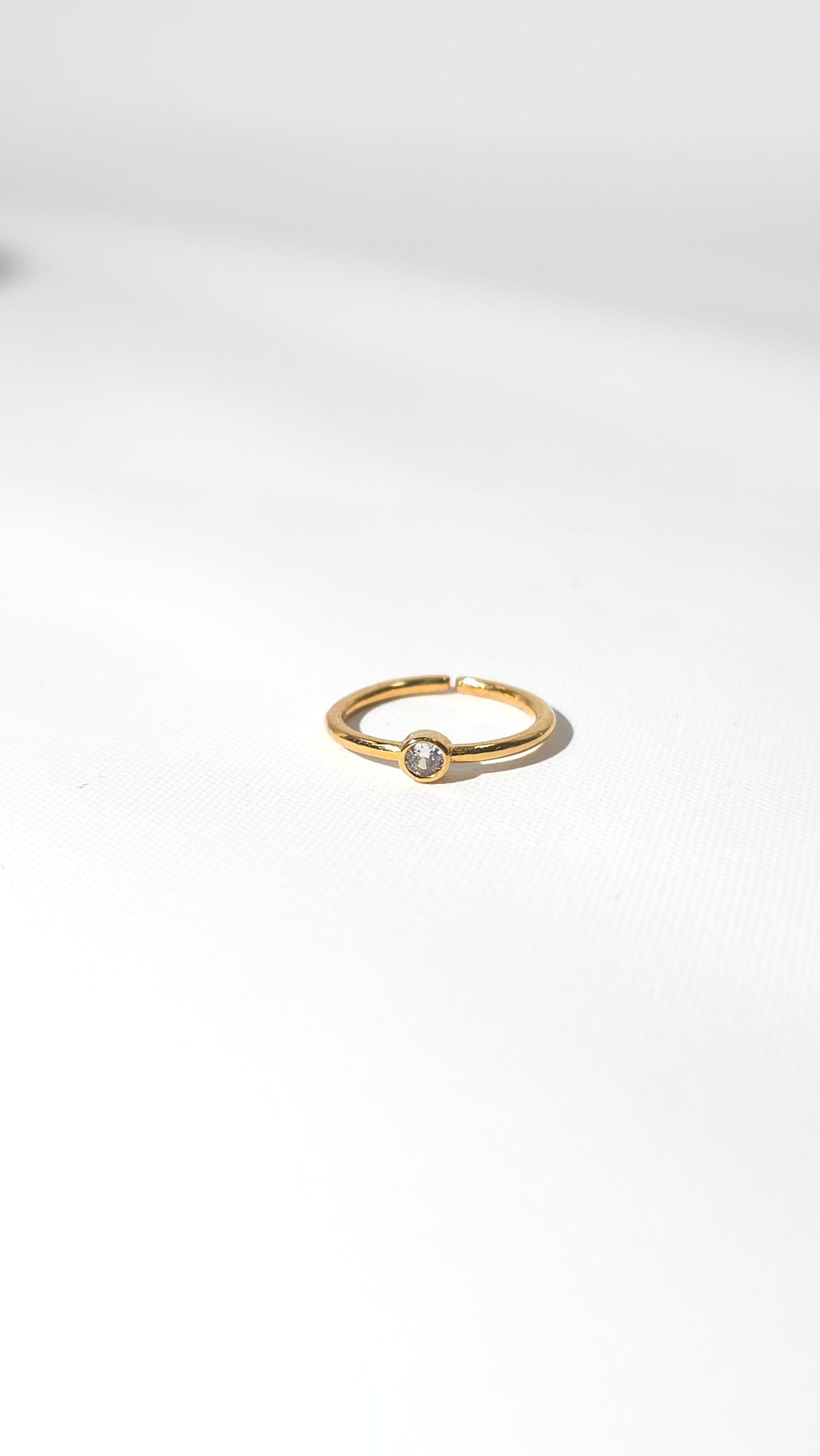 Anillo Midi con Zircón Oval