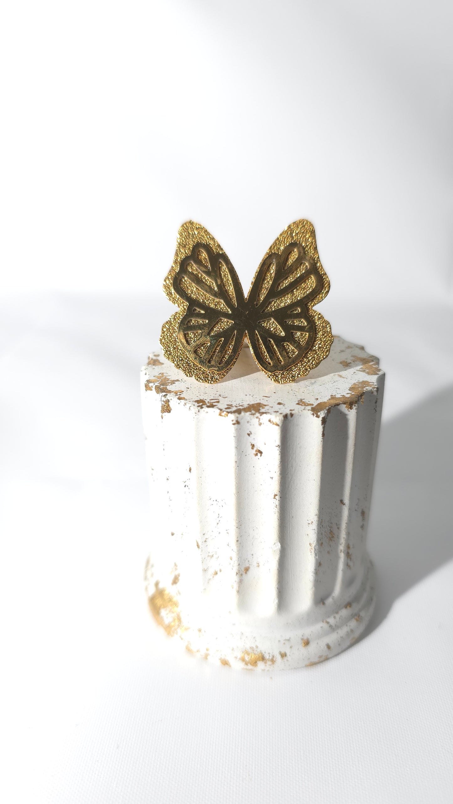 Anillo Mariposa Dorada "Vuelo Libre"