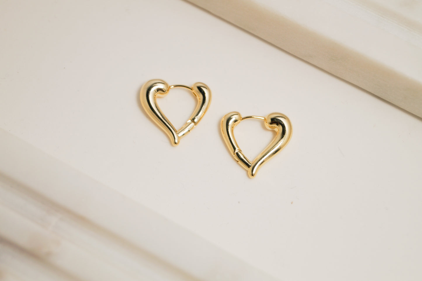 Argollas Corazón en Baño de Oro de 24K