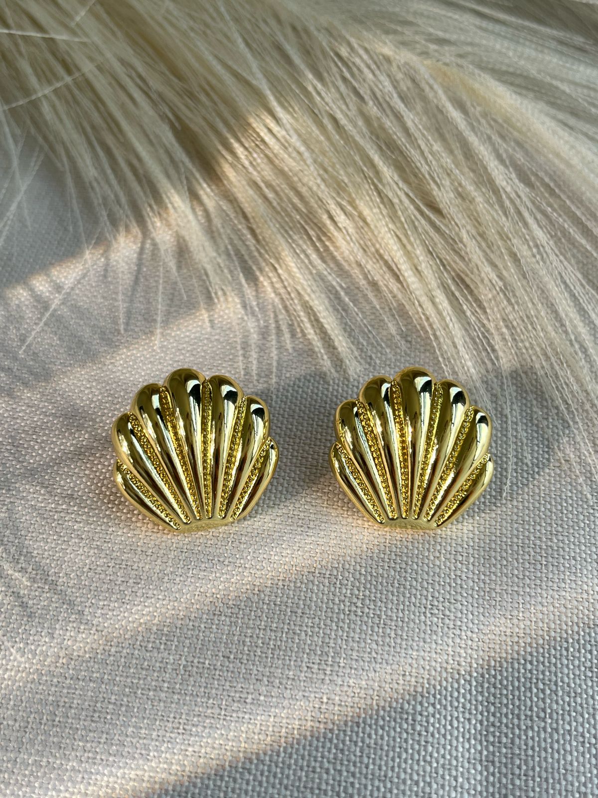 ARETES CONCHA DE MAR