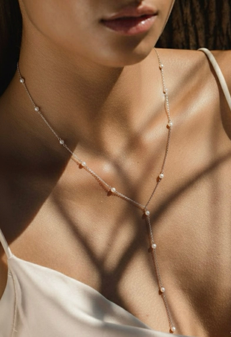 Collar Perlas Escote Profundo