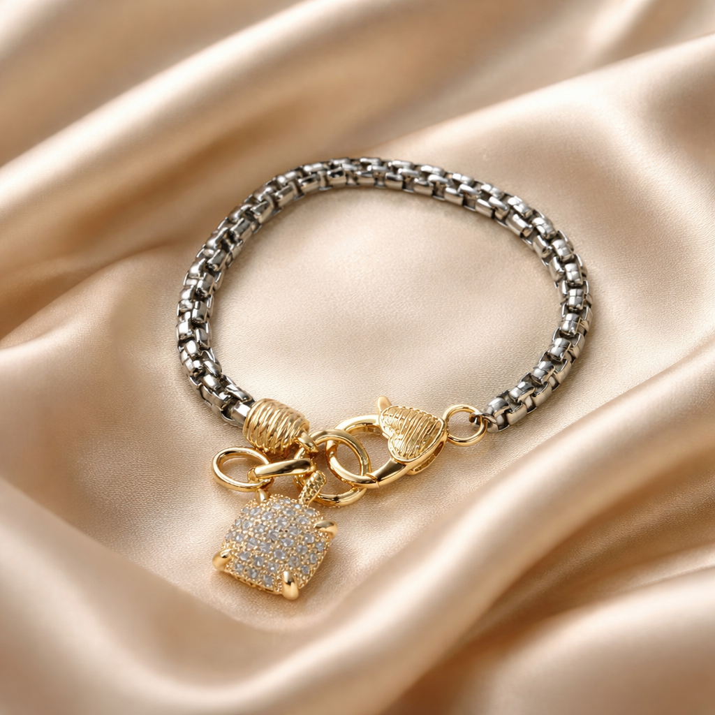 PULM  -Pulsera Golden Charm