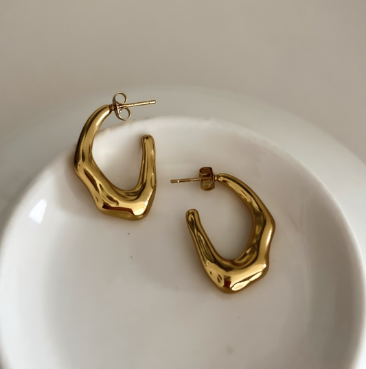 Asimetrik earrings