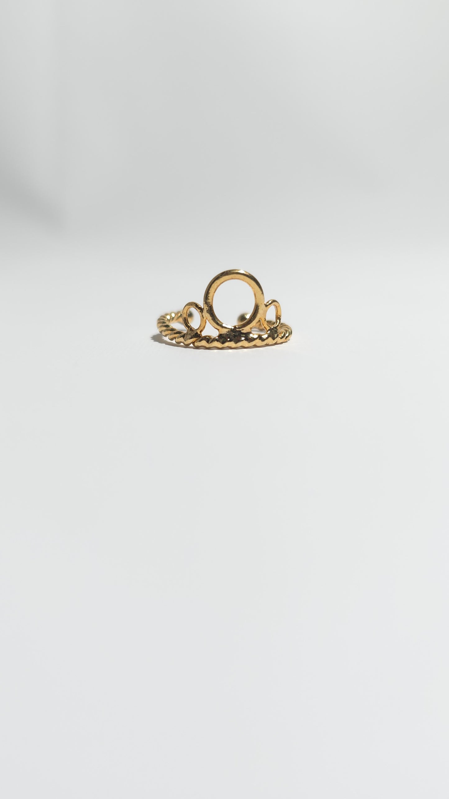 Anillo Mid-Finger "Aura Dorada"